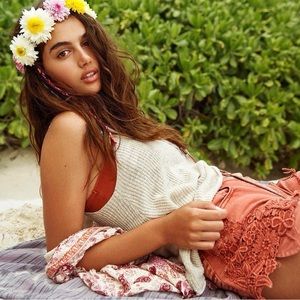 American Eagle Outfitters Hi-Rise Festival Rust Colored Denim Shorts, Size 18